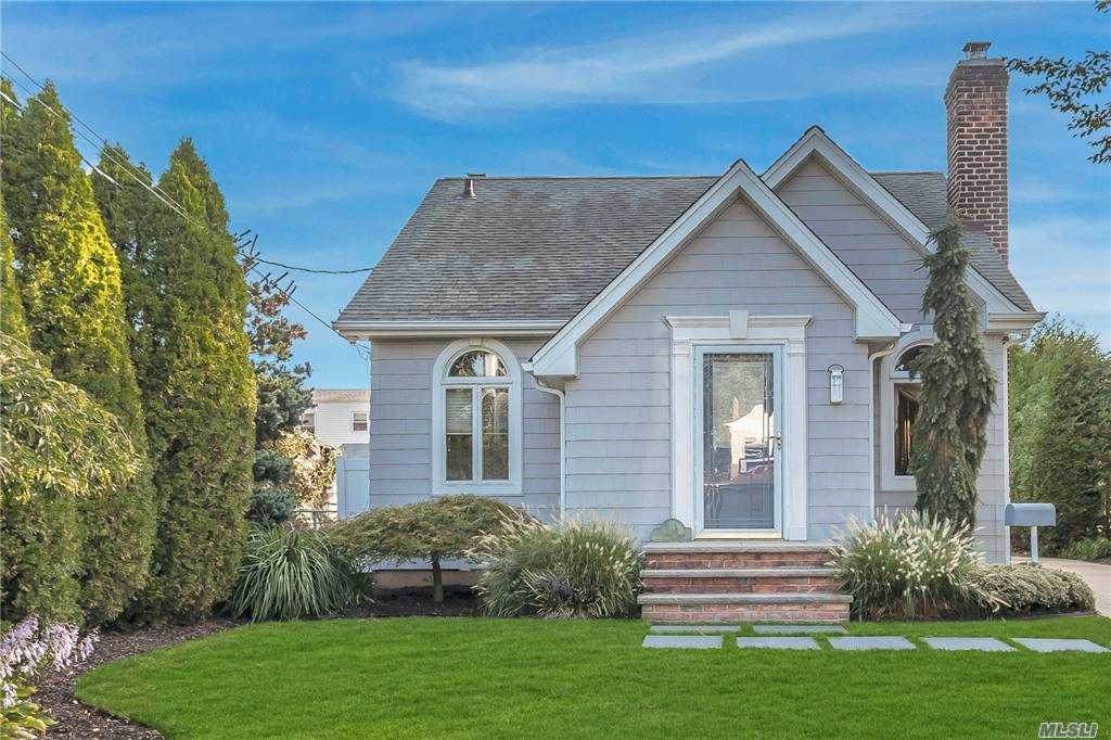 212 White Road - Photo 1