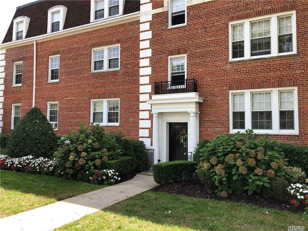 36 Hamilton Place - Photo 1