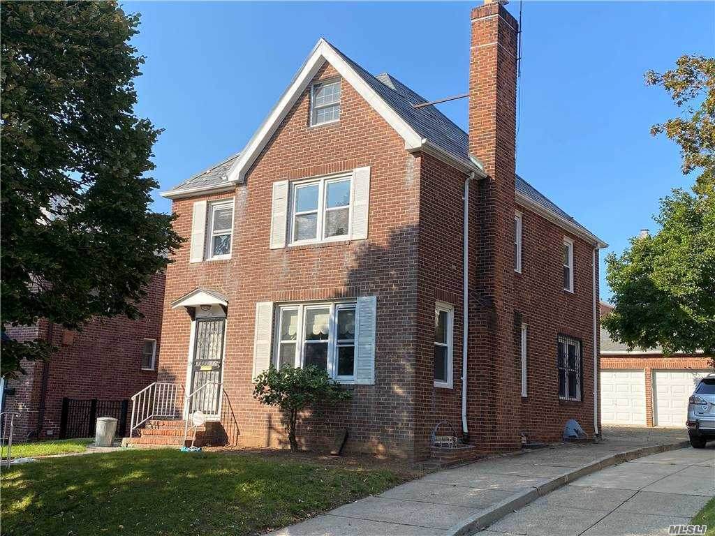 69-17 Harrow Street - Photo 1