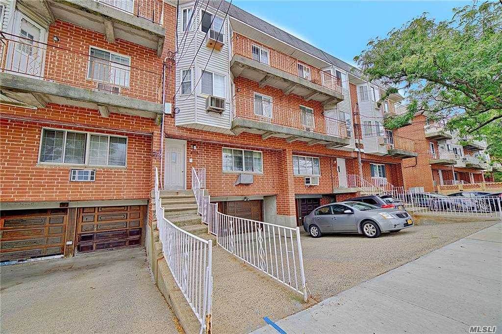 1124 Bergen Avenue - Photo 1