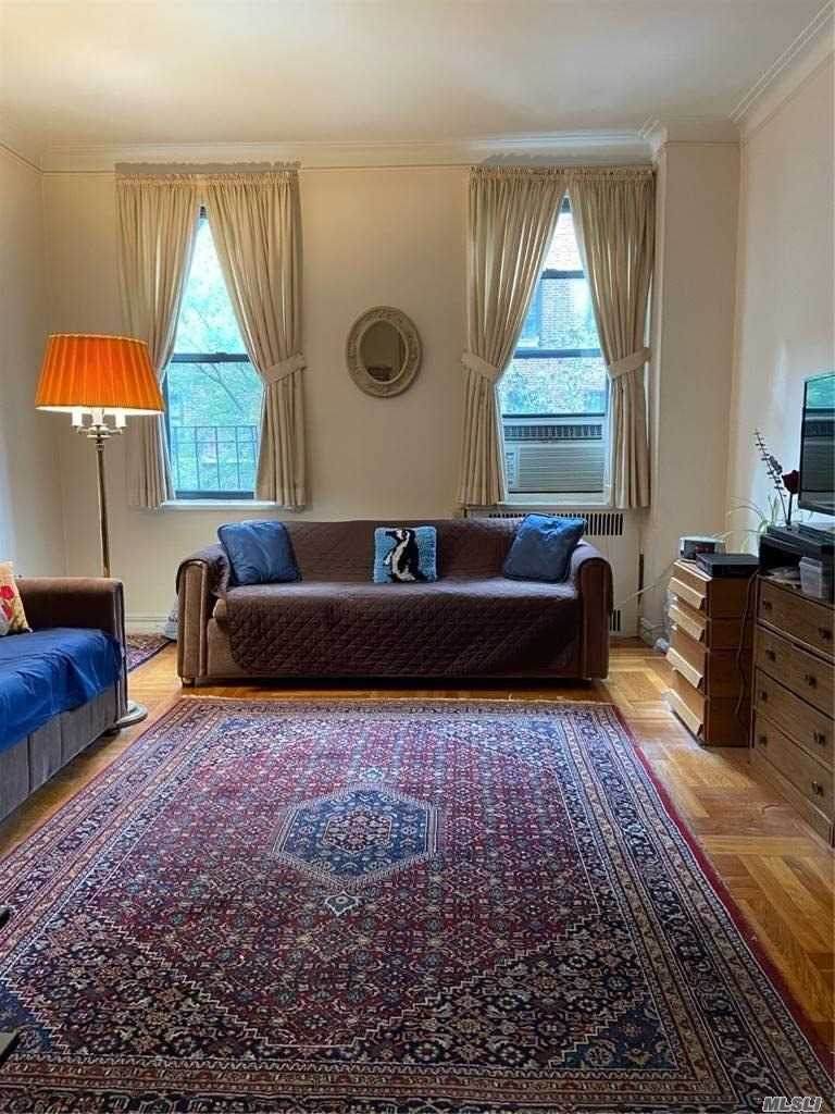 41-07 42 St Street - Photo 1