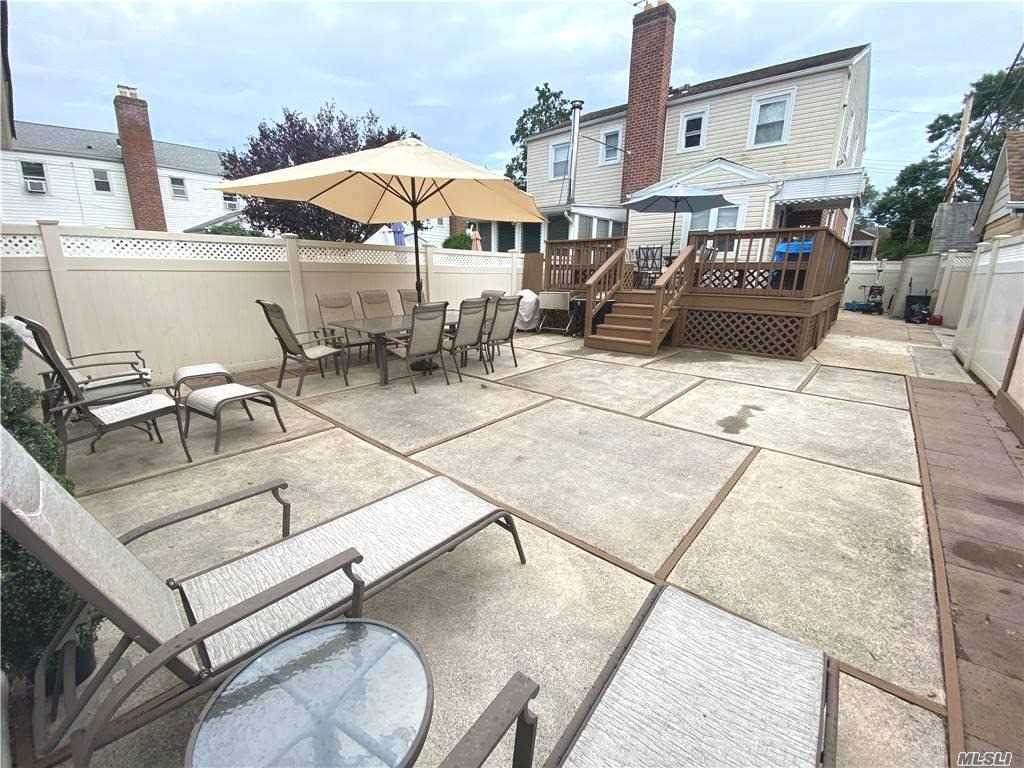 254-15 87th Road - Photo 1