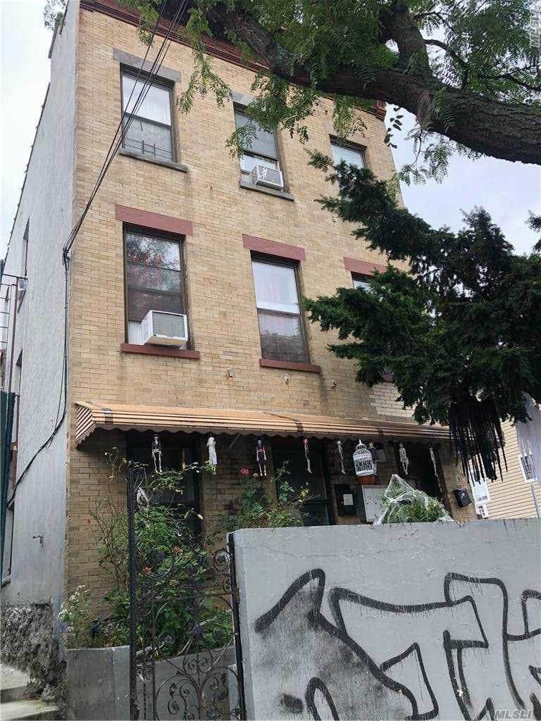 1237 Beach Ave - Photo 1