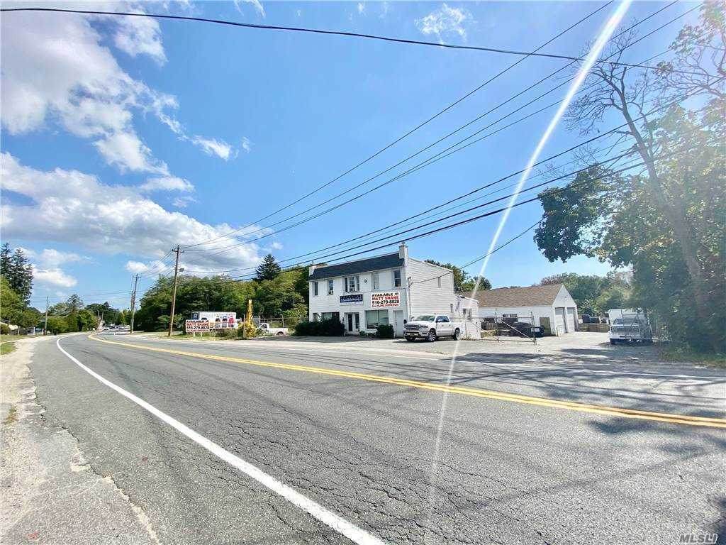 917-919 Main Street - Photo 1
