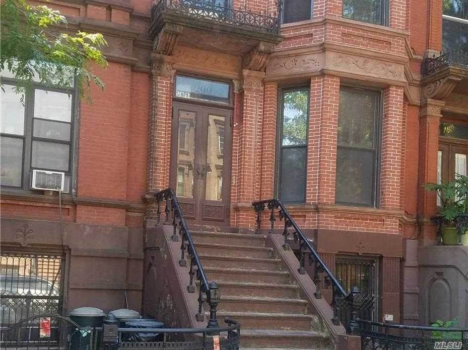 200 Hancock Street - Photo 1