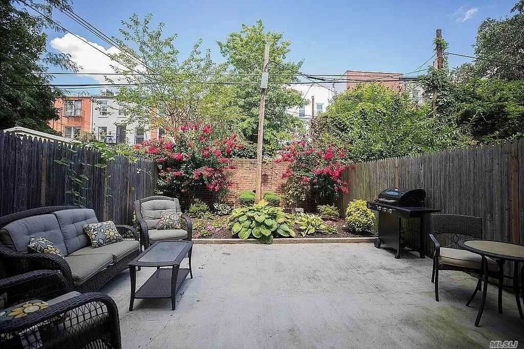 45 President Street - Photo 1