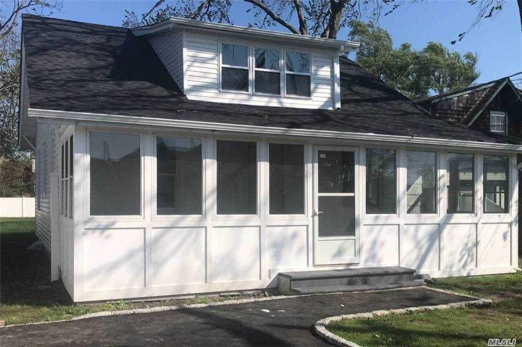 19 Roosevelt Avenue - Photo 1