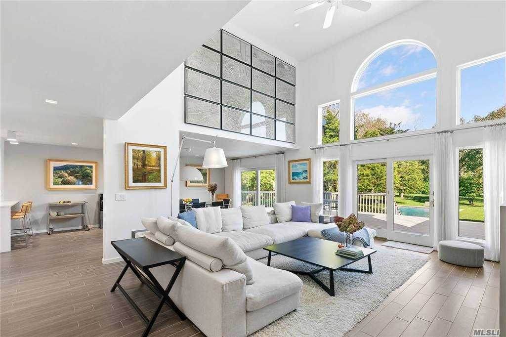 4 Long Springs Road - Photo 1