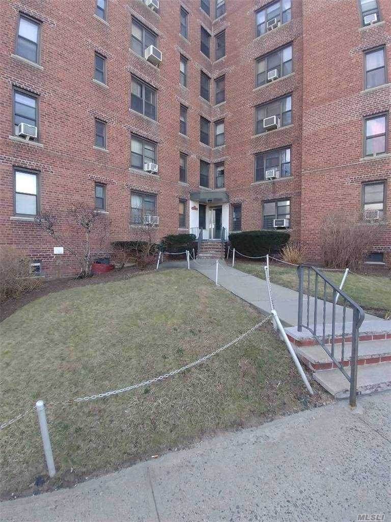 112-50 Northern Boulevard - Photo 1