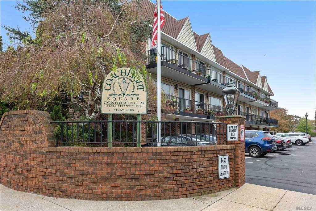 112 Atlantic Avenue - Photo 1
