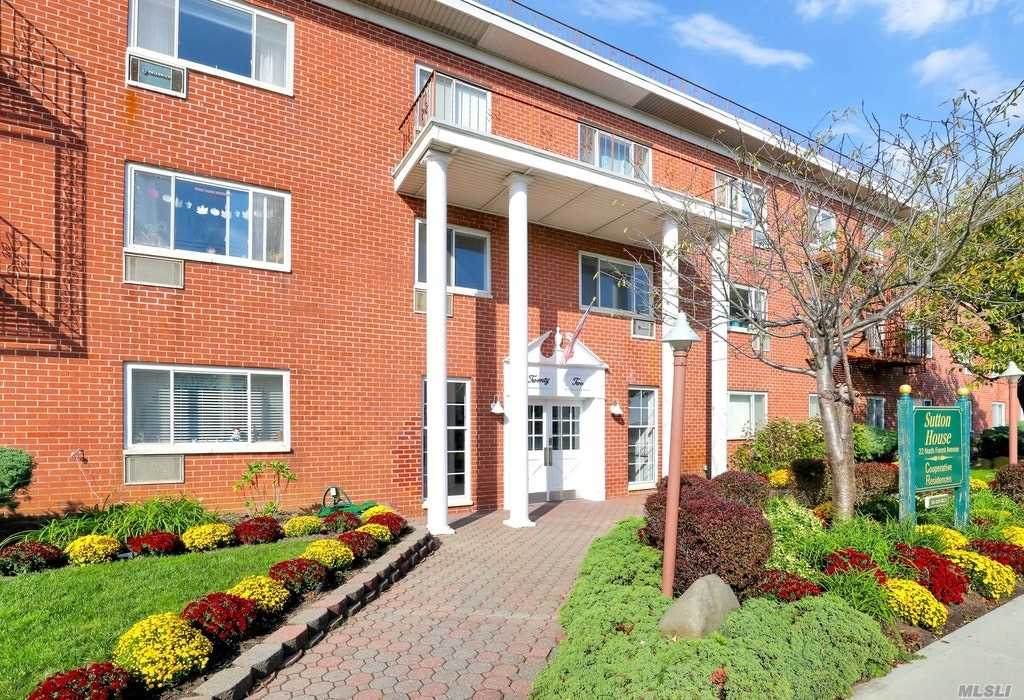 22 Forest Avenue - Photo 1