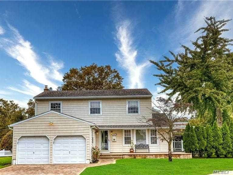 2245 Laura Ct - Photo 1