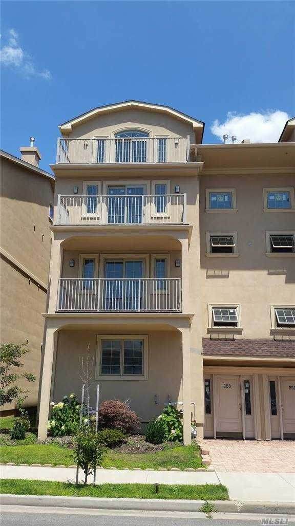 441 Broadway - Photo 1