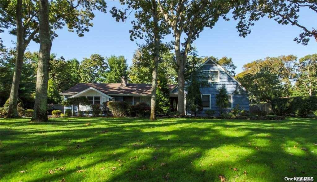 22 Redwood Drive - Photo 1