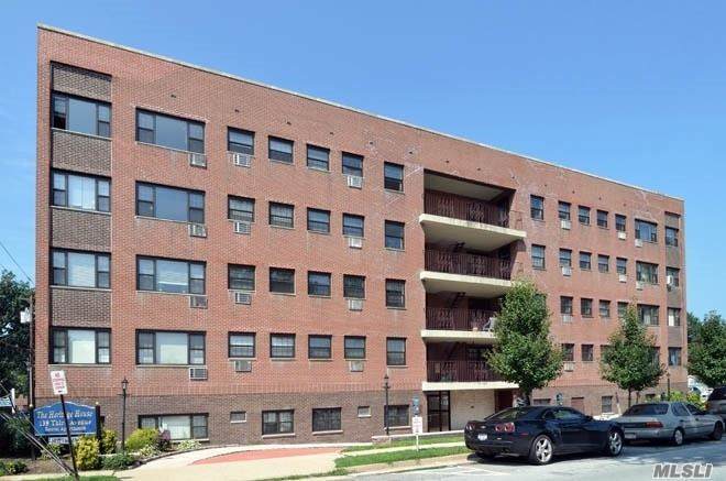 135 Third Avenue - Photo 1