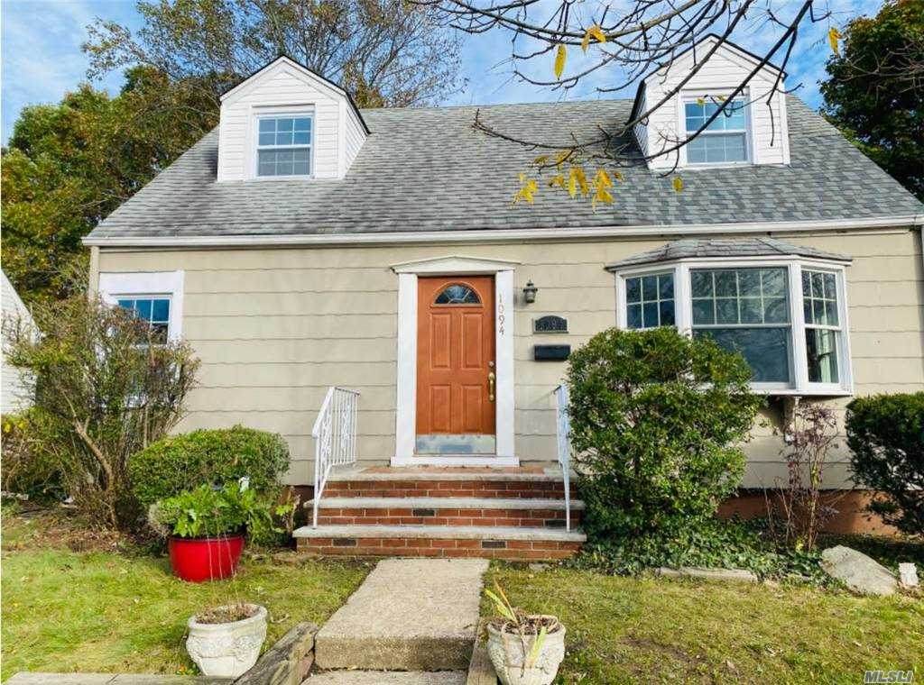 1094 Broadway - Photo 1