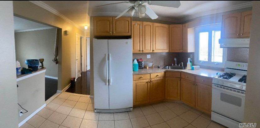 161-11 98 Street - Photo 1