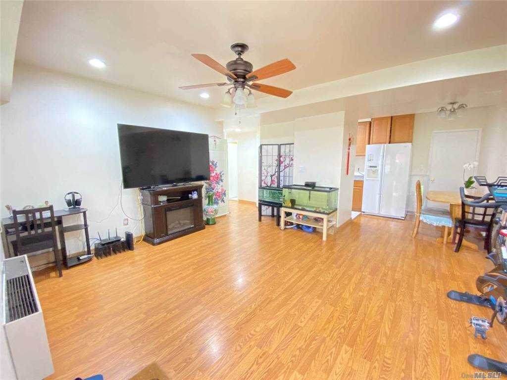 67-31 Cloverdale Lane - Photo 1
