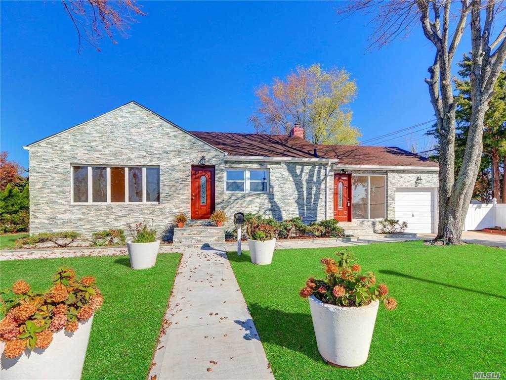 44 Avis Drive - Photo 1