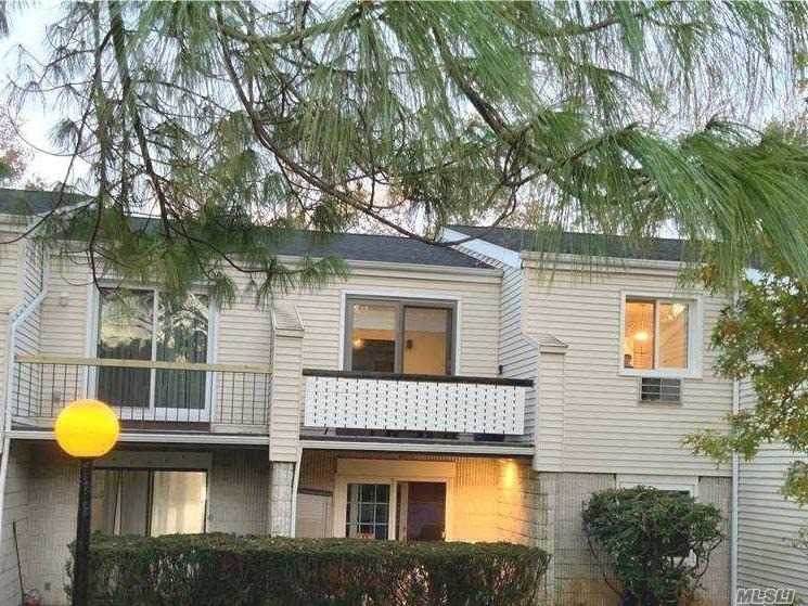 46 Richmond Boulevard - Photo 1