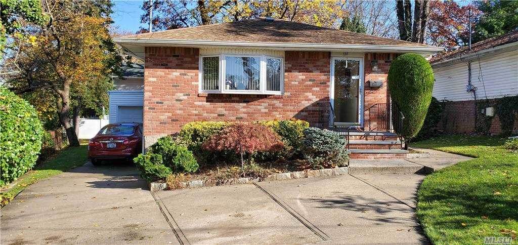 128 Webster St - Photo 1