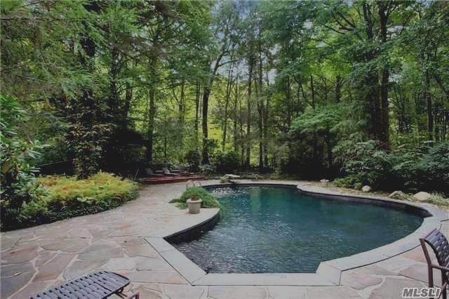 10 Howard Drive - Photo 1