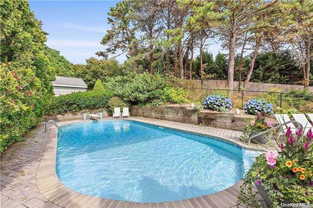 2 Hillover Road - Photo 1