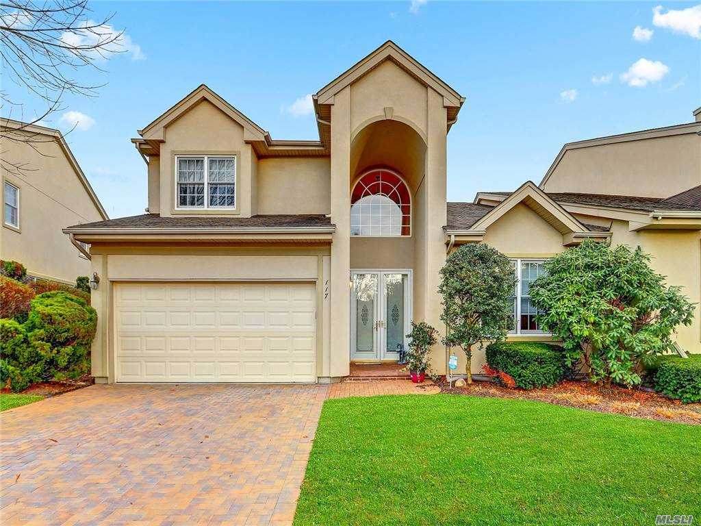 117 Madeira Boulevard - Photo 1