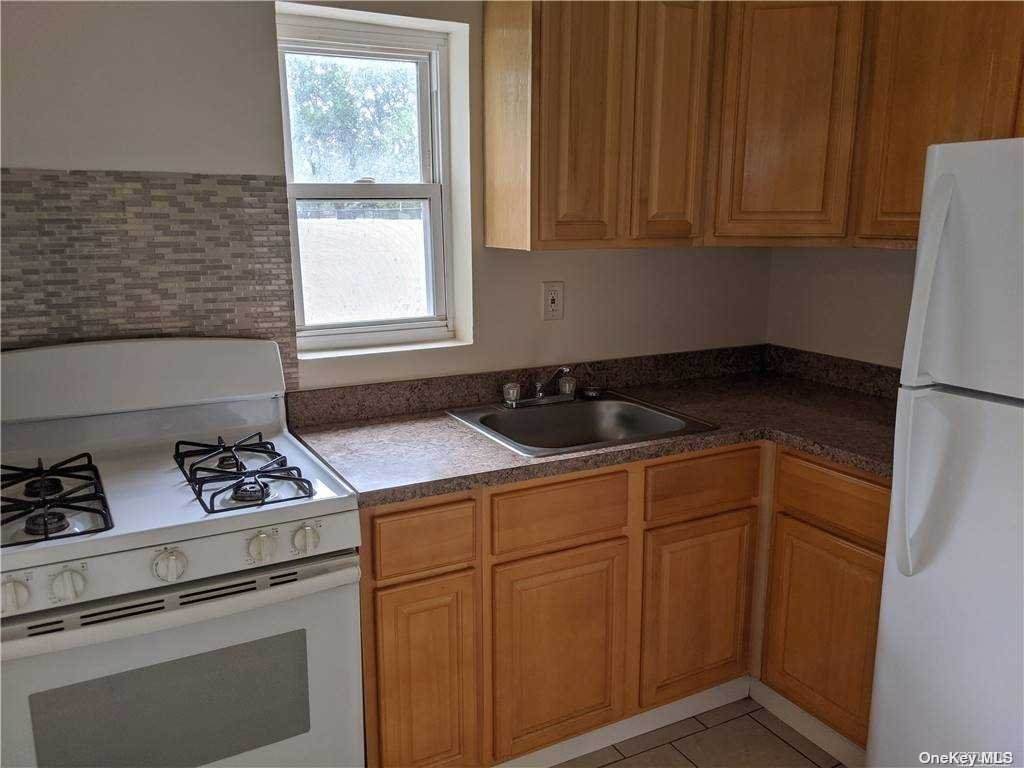 447 Jackson Avenue - Photo 1