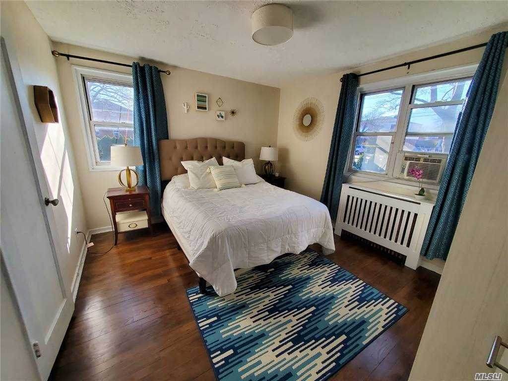 67-53 Bell Boulevard - Photo 1