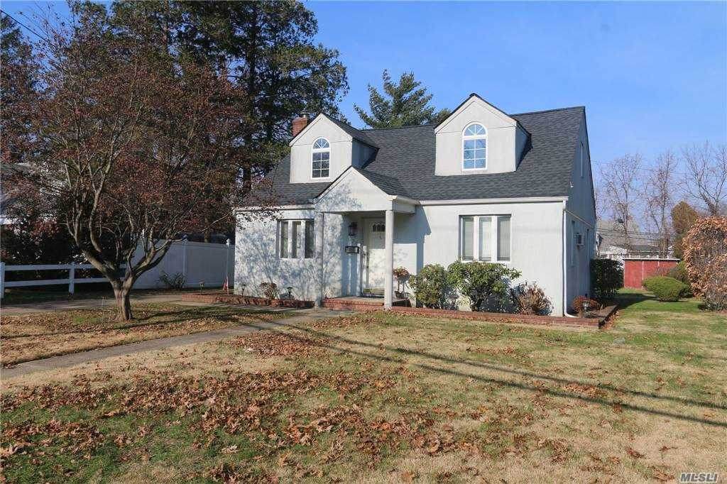 576 Hawthorne Street - Photo 1