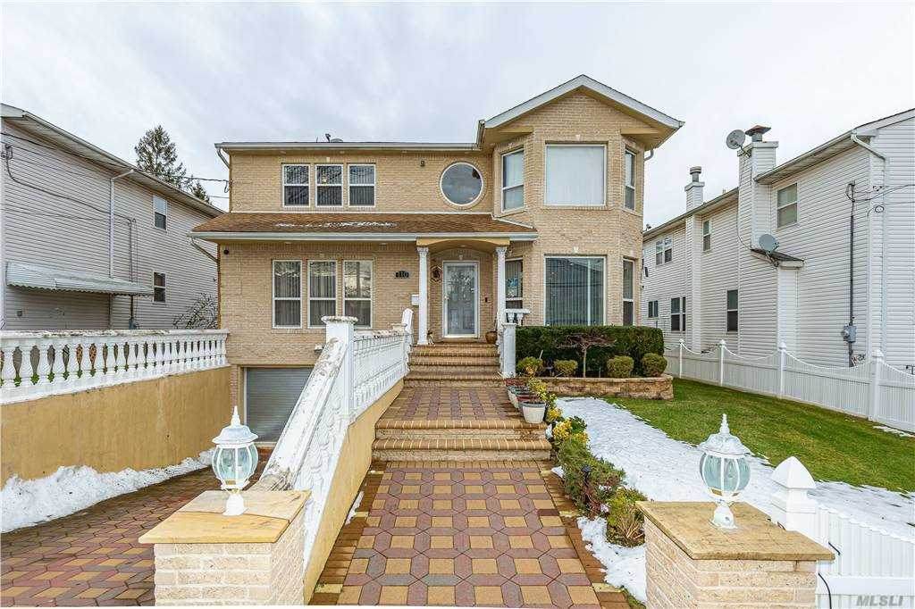 110 Sampson Avenue - Photo 1