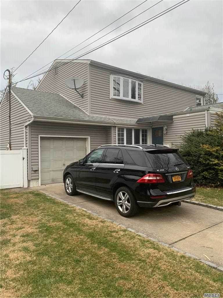 196 Woods Avenue - Photo 1
