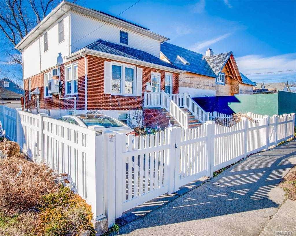 162-28 96 Street - Photo 1