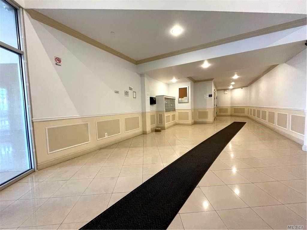 81-15 Queens Boulevard - Photo 1