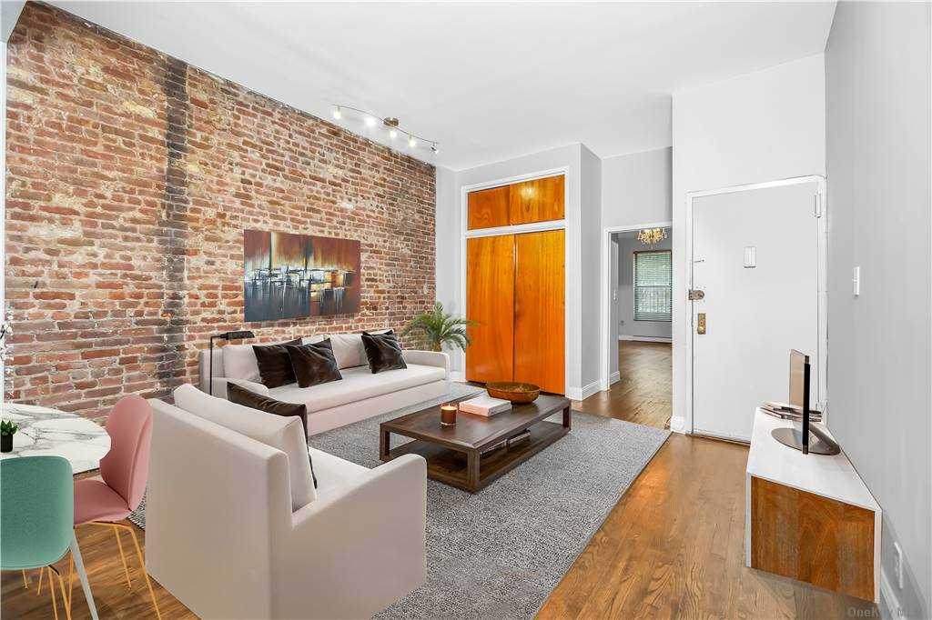 11-25 47 Ave. - Photo 1