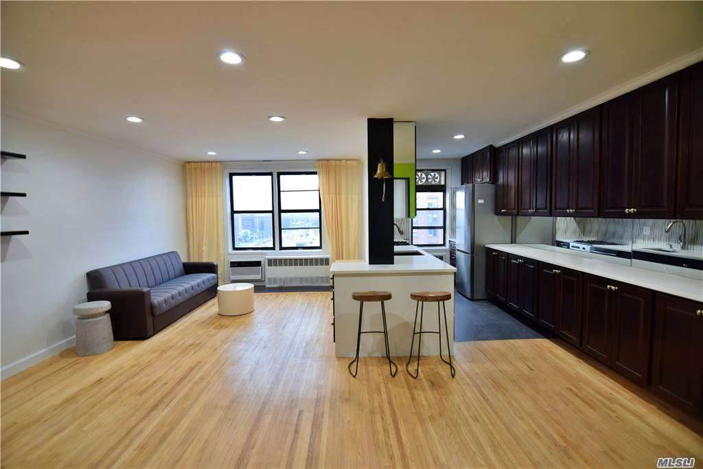 100-25 Queens Boulevard - Photo 1