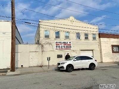 440 Merrick Road - Photo 1
