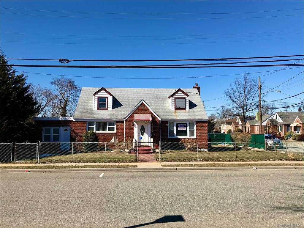 76 Shaw Avenue - Photo 1