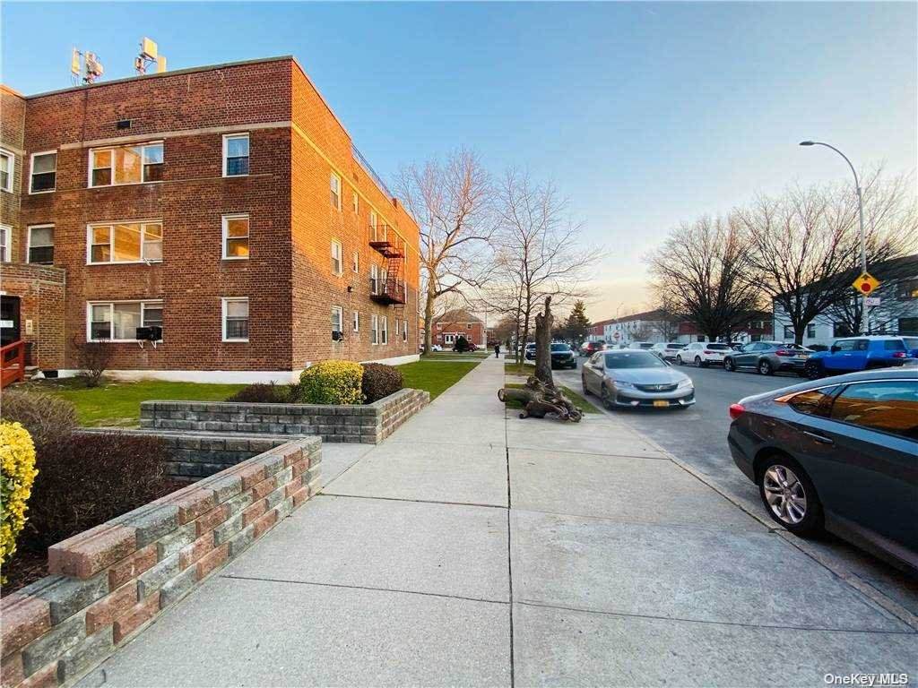 68-05 138th St - Photo 1