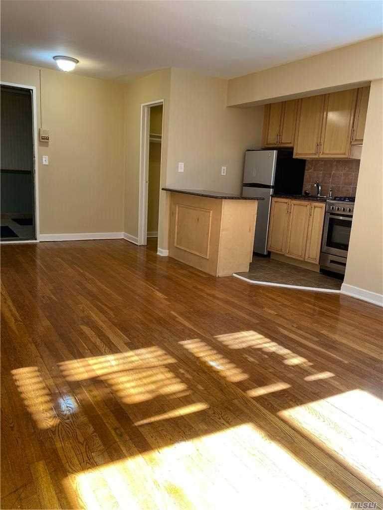 80 Knightsbridge Road - Photo 1