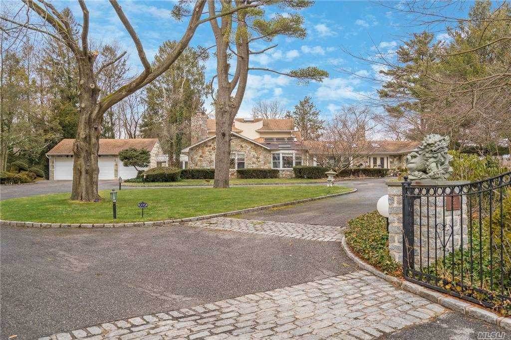 335 Jericho Turnpike - Photo 1