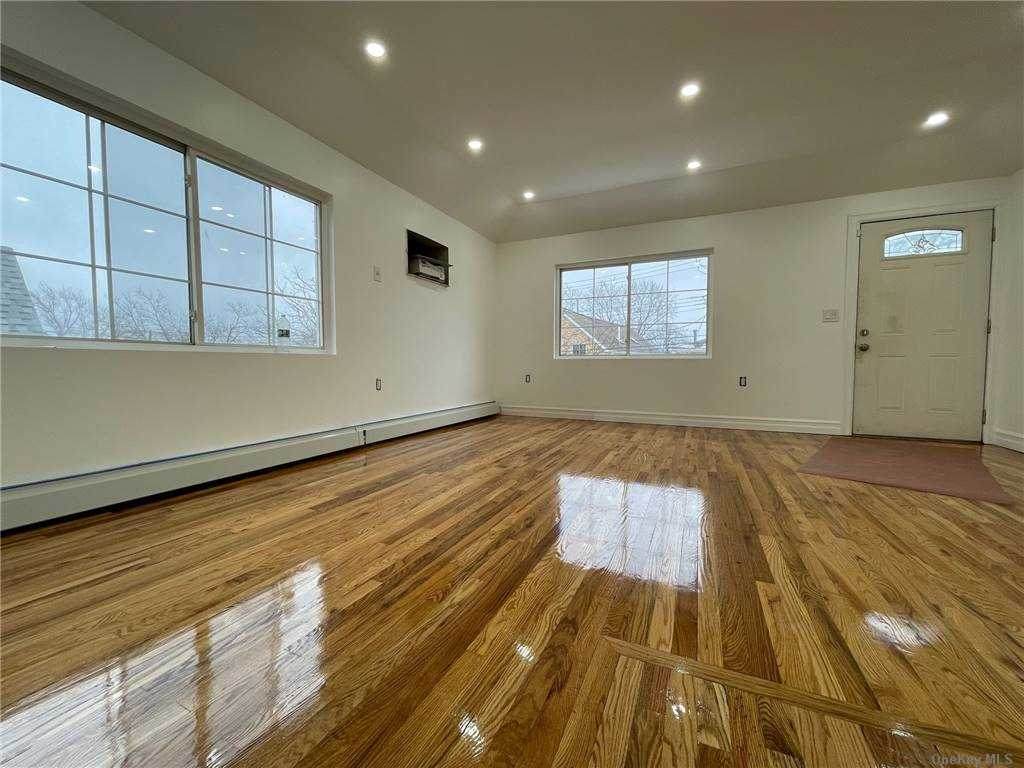 184-13 144 Ave - Photo 1