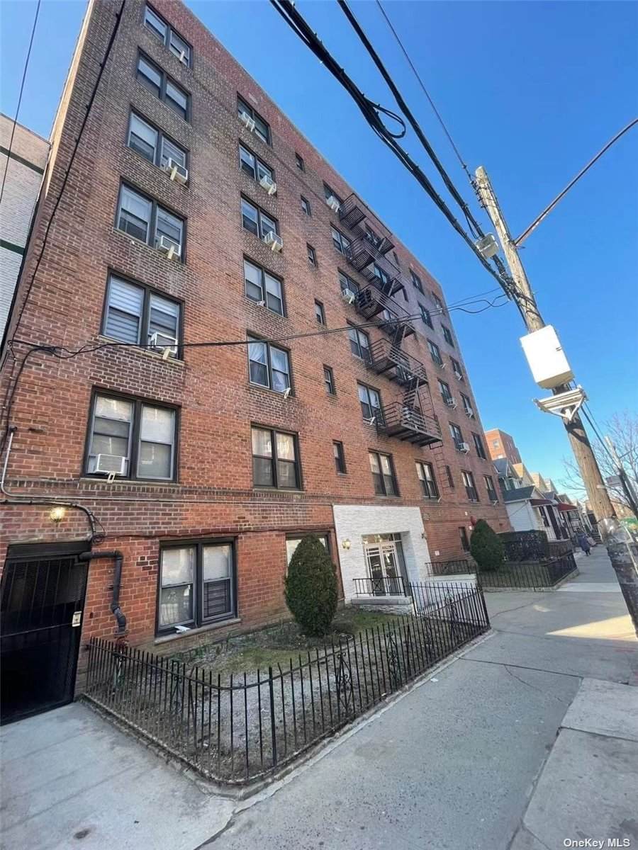 64-48 Booth Street - Photo 1