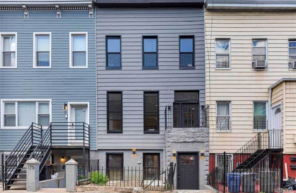 181 Park Avenue - Photo 1