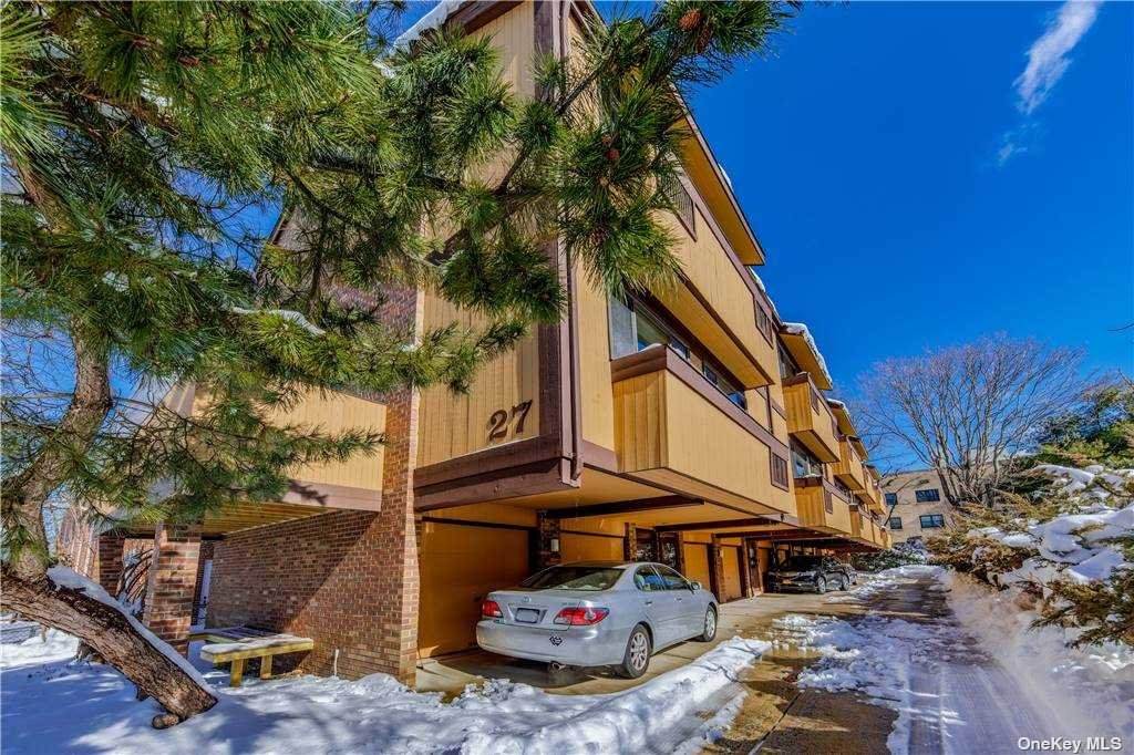 27 Bond St - Photo 1