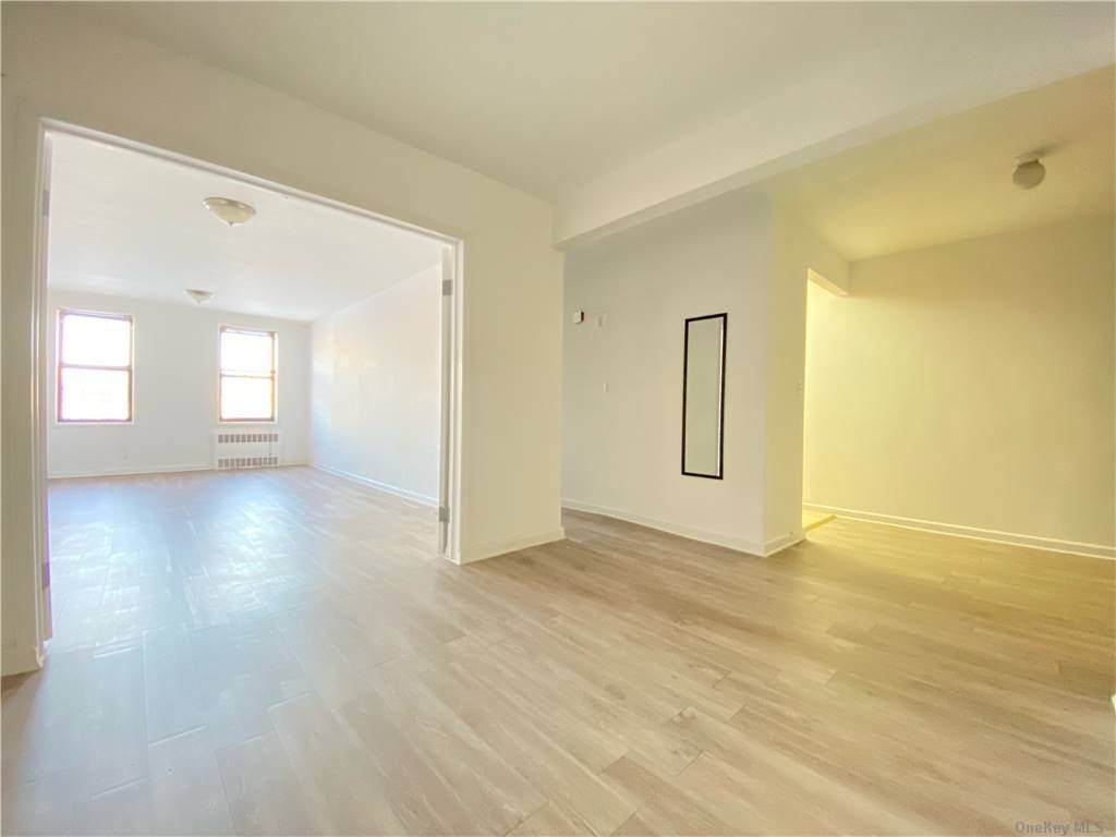 85-14 Broadway - Photo 1