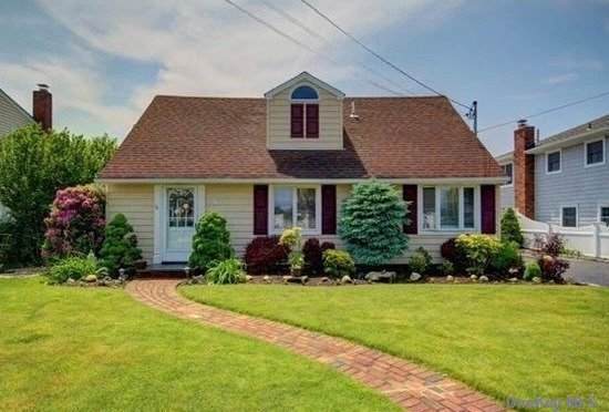 57 Nearwater Ave - Photo 1