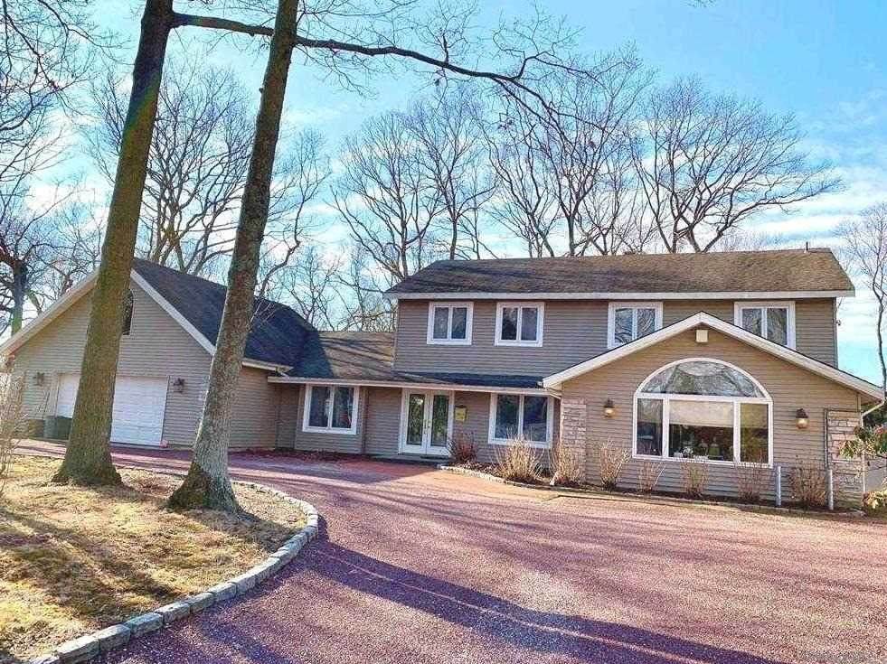 10 Russet Lane - Photo 1
