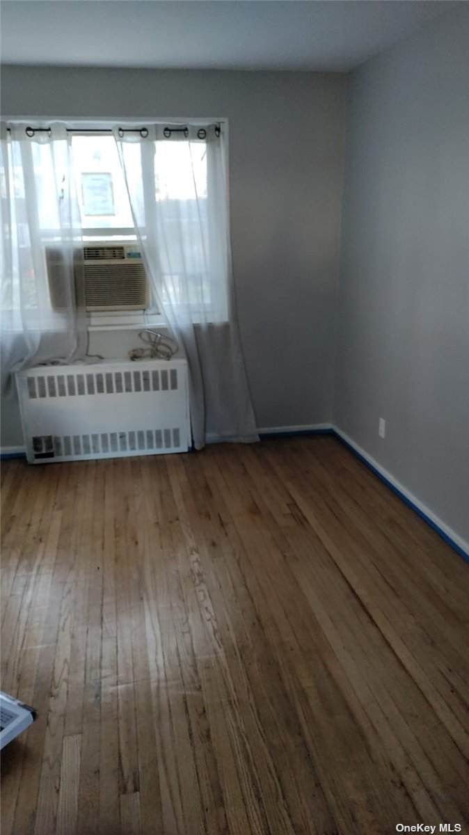 224-12 Manor Rd - Photo 1